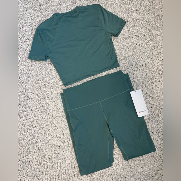 LULULEMON MEDIUM FOREST SET - Picture 1 of 1